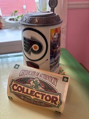 Vintage 1998 Philadelphia Flyers Bud Light Beer Stein